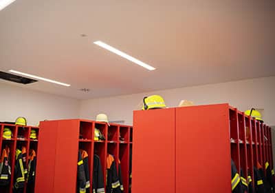 Komplette Elektronik bei der Feuerwehr Mitterfecking